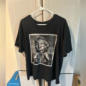 VINTAGE MARILYN MONROE TATOO ART TEE